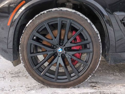 Certified 2024 BMW X5 xDrive40i w/ M Sport Package image 14