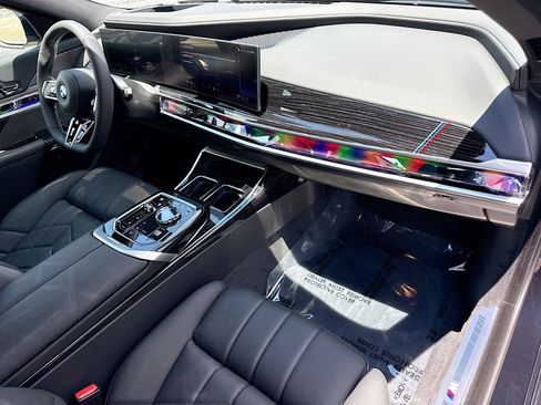 New 2026 BMW i7 eDrive50 w/ Executive Package RWD image 13