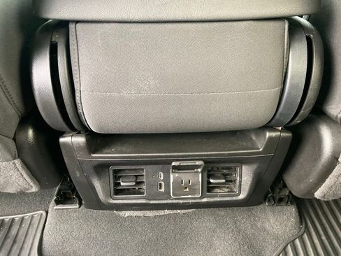 Used 2025 Chevrolet Silverado 3500 LT w/ Safety Package AWD/4WD image 16