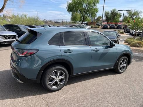 Used 2024 Honda HR-V EX-L image 4