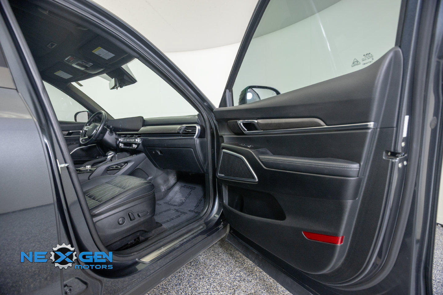 Used 2024 Kia Telluride SX Prestige X-Line AWD/4WD image 6