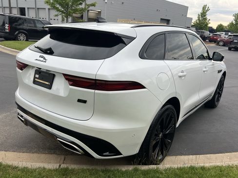 Certified 2026 Jaguar F-PACE R-Dynamic S AWD/4WD image 7