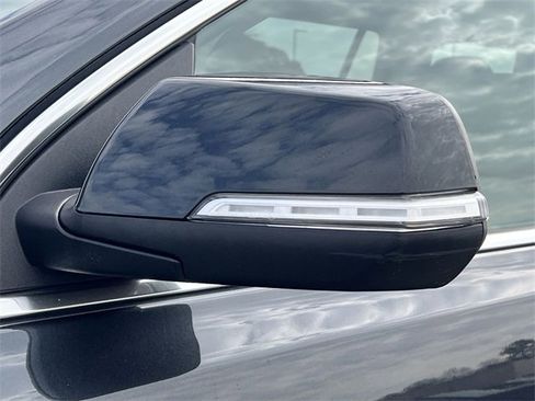 Used 2022 GMC Acadia Denali w/ Trailering Package image 45