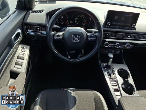 Used 2024 Honda Civic Sport image 2