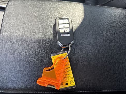 Used 2018 Honda Accord EX-L image 32