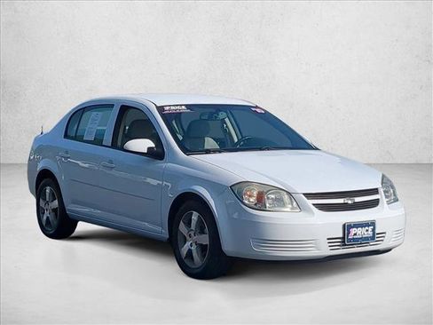 Used 2010 Chevrolet Cobalt LT w/ My Link Package FWD image 3