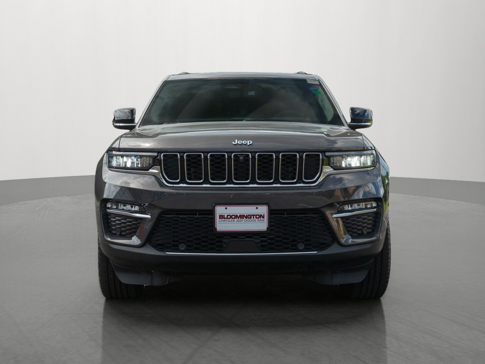 Used 2023 Jeep Grand Cherokee 4WD 4xe w/ Luxury Tech Group II image 2