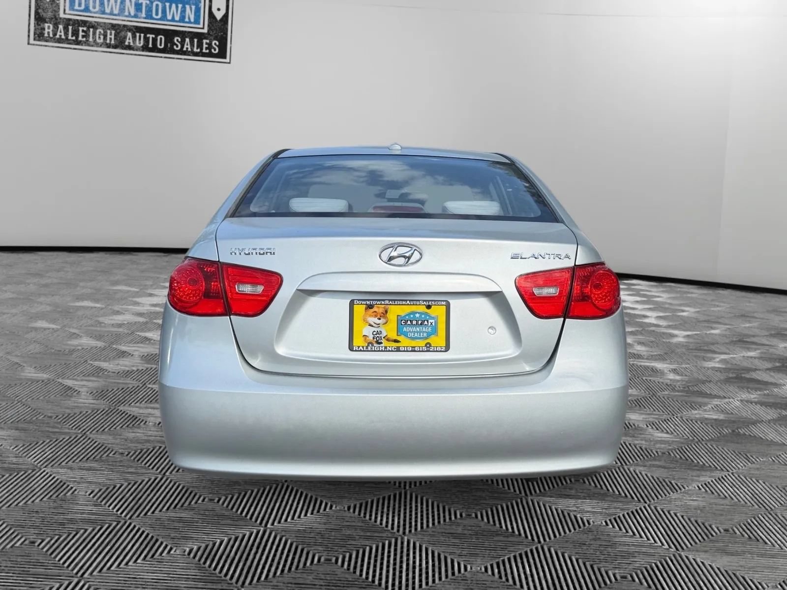 Used 2008 Hyundai Elantra SE FWD image 7