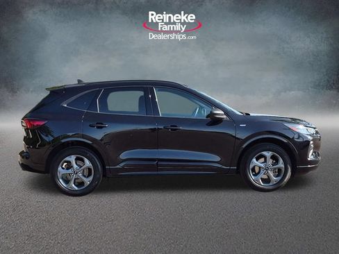 Used 2024 Ford Escape ST-Line w/ Tech Pack #1 AWD/4WD image 4