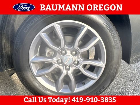 Used 2022 GMC Terrain SLT w/ LPO, Floor Liner Package FWD image 13