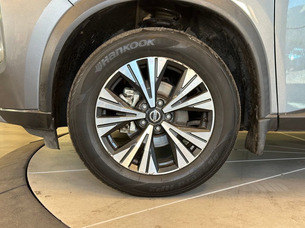 Used 2021 Nissan Rogue SV AWD/4WD image 24
