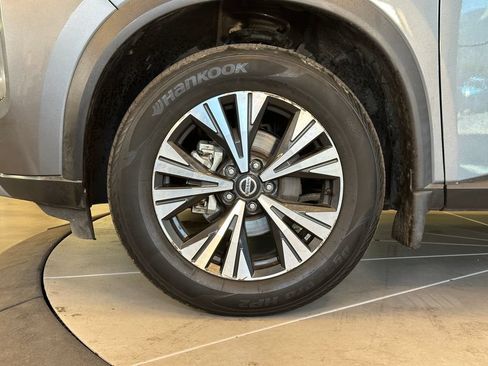 Used 2021 Nissan Rogue SV AWD/4WD image 24