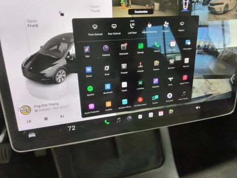 Used 2023 Tesla Model Y Long Range AWD/4WD image 29