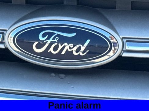 Used 2019 Ford Escape Titanium AWD/4WD image 16