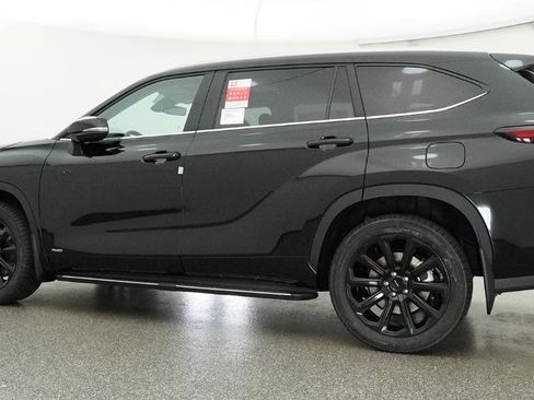 New 2026 Toyota Highlander XLE AWD/4WD image 23