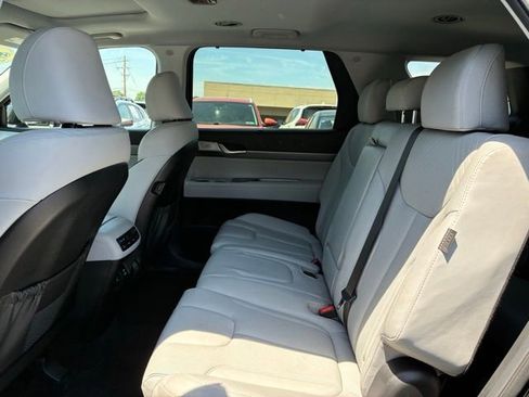 Used 2024 Hyundai Palisade SEL AWD/4WD image 17