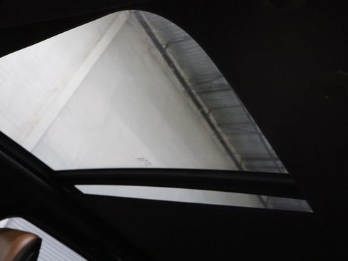 Used 2022 RAM 1500 Limited w/ Body Color Bumper Group image 18