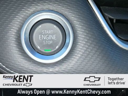 Used 2025 Chevrolet Equinox LT image 21