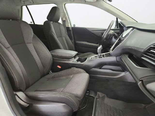Used 2025 Subaru Outback Premium w/ Popular Package #1A AWD/4WD image 26