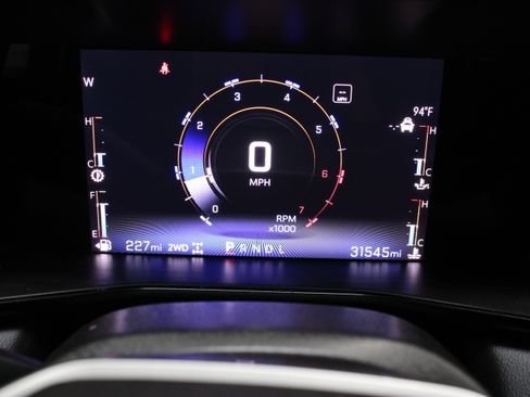 Used 2023 Chevrolet Colorado LT AWD/4WD image 34