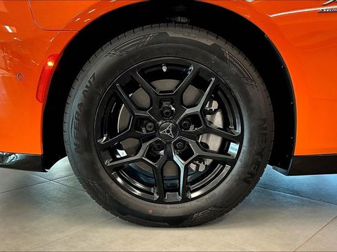 New 2025 Dodge Charger R/T w/ Sun & Sound Package image 22