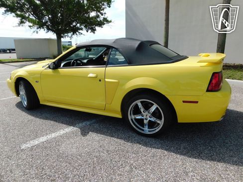 Used 2001 Ford Mustang GT image 15