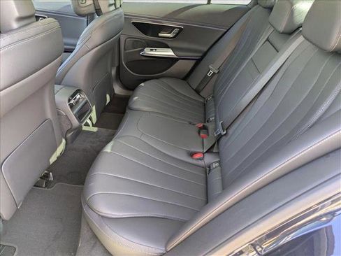 New 2026 Mercedes-Benz E 350 4MATIC Sedan image 16