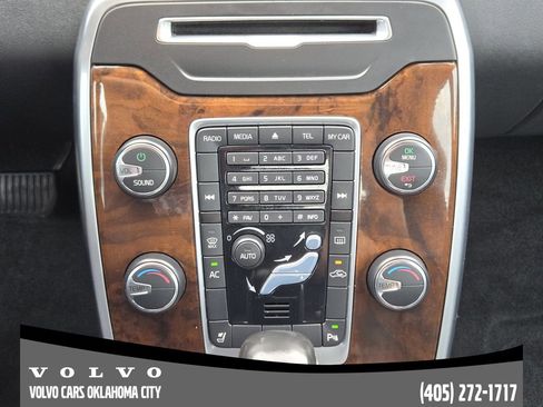 Used 2012 Volvo S80 3.2 image 16