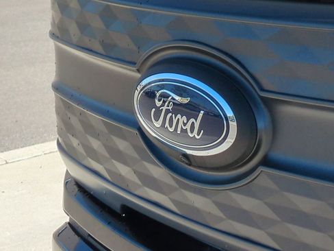 Certified 2022 Ford F150 Lightning Lariat image 12