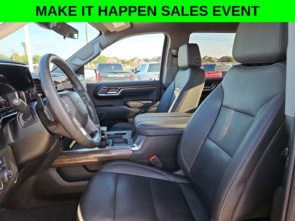 Used 2024 Chevrolet Silverado 1500 RST w/ Convenience Package II AWD/4WD image 9