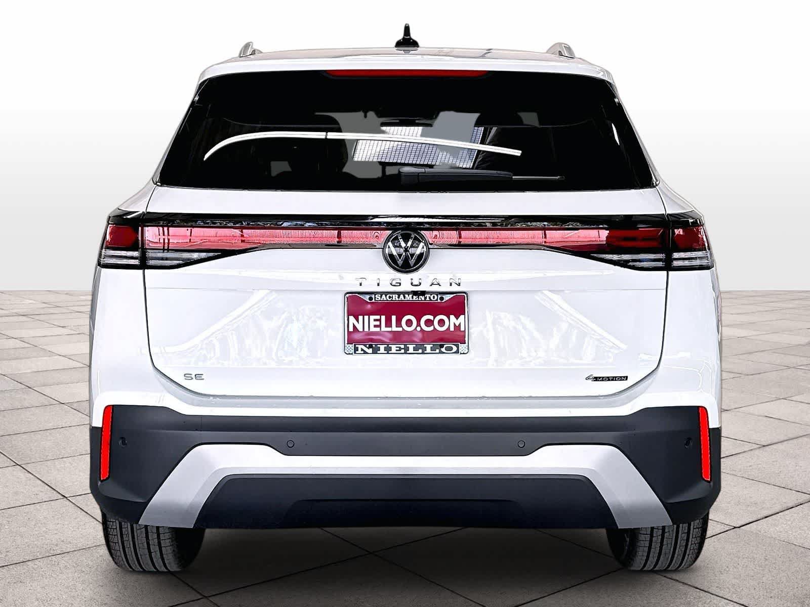 New 2026 Volkswagen Tiguan SE AWD/4WD image 4