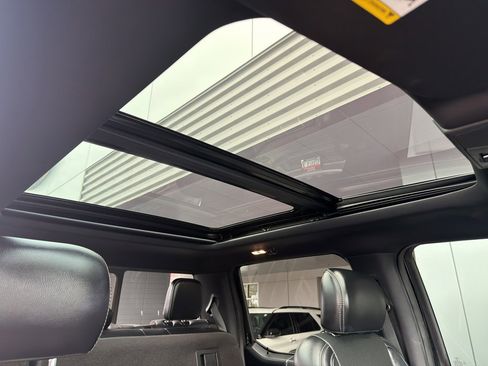 Certified 2018 Ford F150 Lariat w/ Equipment Group 502A Luxury image 13