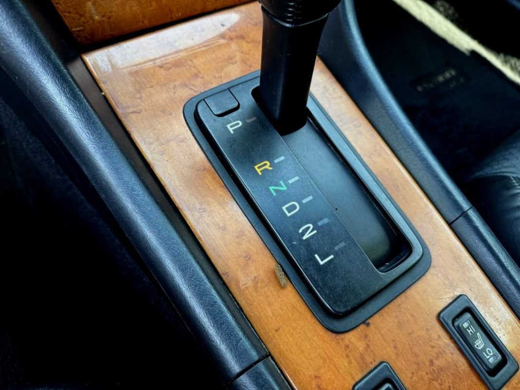 Used 2001 Lexus ES 330 FWD image 16