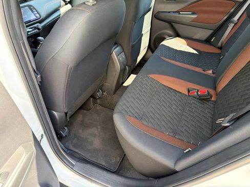 Used 2022 Nissan Kicks SR FWD image 38