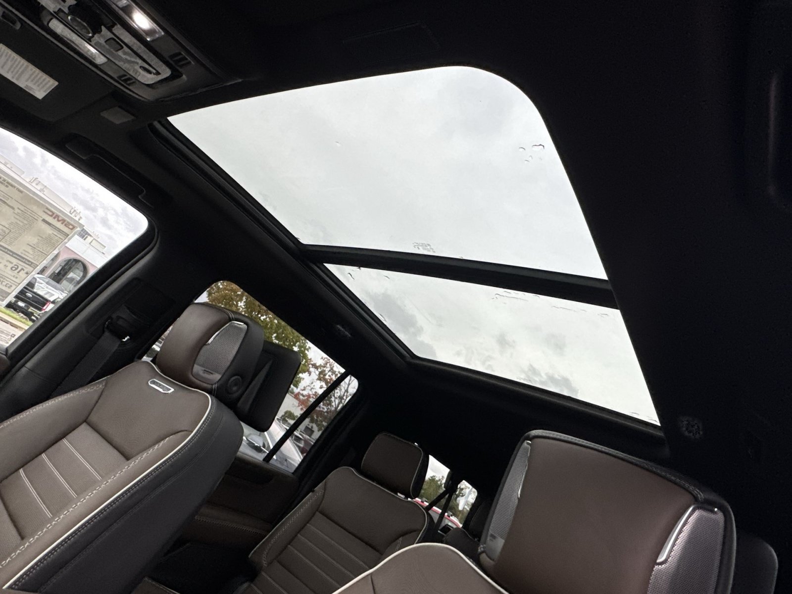 New 2027 GMC Yukon XL Denali Ultimate AWD/4WD image 24