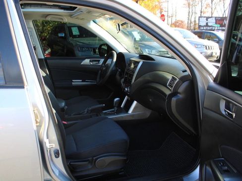 Used 2012 Subaru Forester 2.5X Premium w/ All-Weather Pkg image 29
