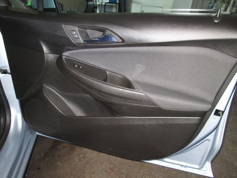 Used 2018 Chevrolet Cruze LS image 22