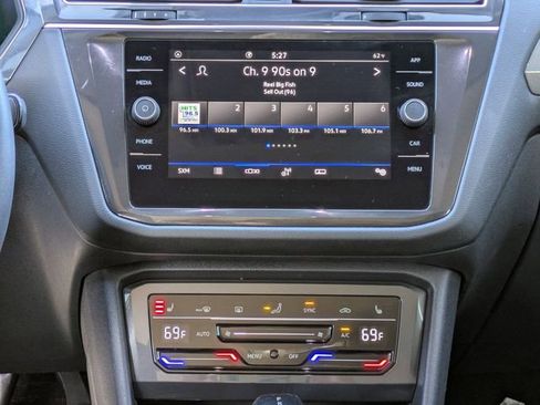 Used 2023 Volkswagen Tiguan SE FWD image 20