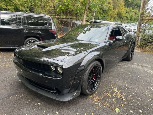 Used 2022 Dodge Challenger R/T Scat Pack image 1