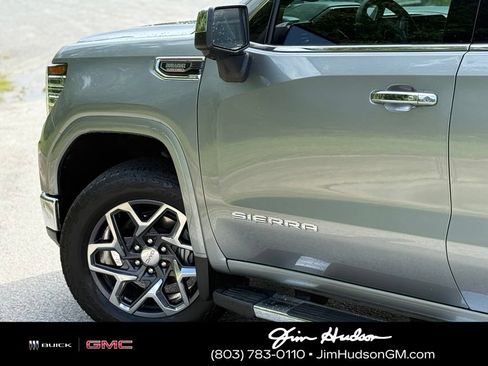 Certified 2025 GMC Sierra 1500 SLT w/ SLT Premium Package AWD/4WD image 8