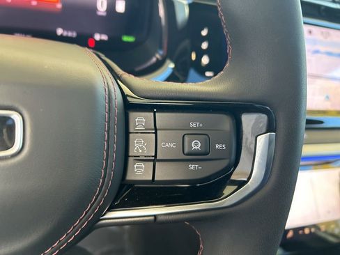 Used 2024 Jeep Wagoneer Launch Edition image 61