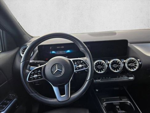 Used 2023 Mercedes-Benz GLA 250 image 14