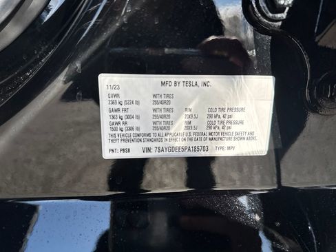 Used 2023 Tesla Model Y Long Range image 30