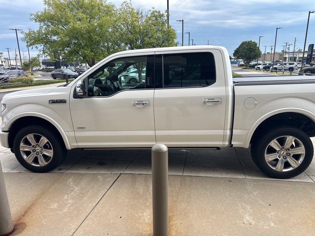 Used 2015 Ford F150 Platinum w/ Equipment Group 701A Luxury AWD/4WD image 8