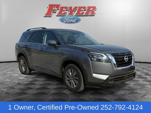 Used 2025 Nissan Pathfinder SV AWD/4WD image 7