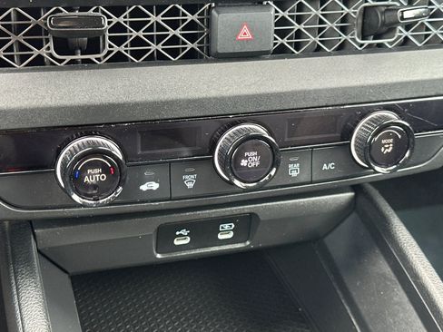 Used 2023 Honda Accord LX image 19