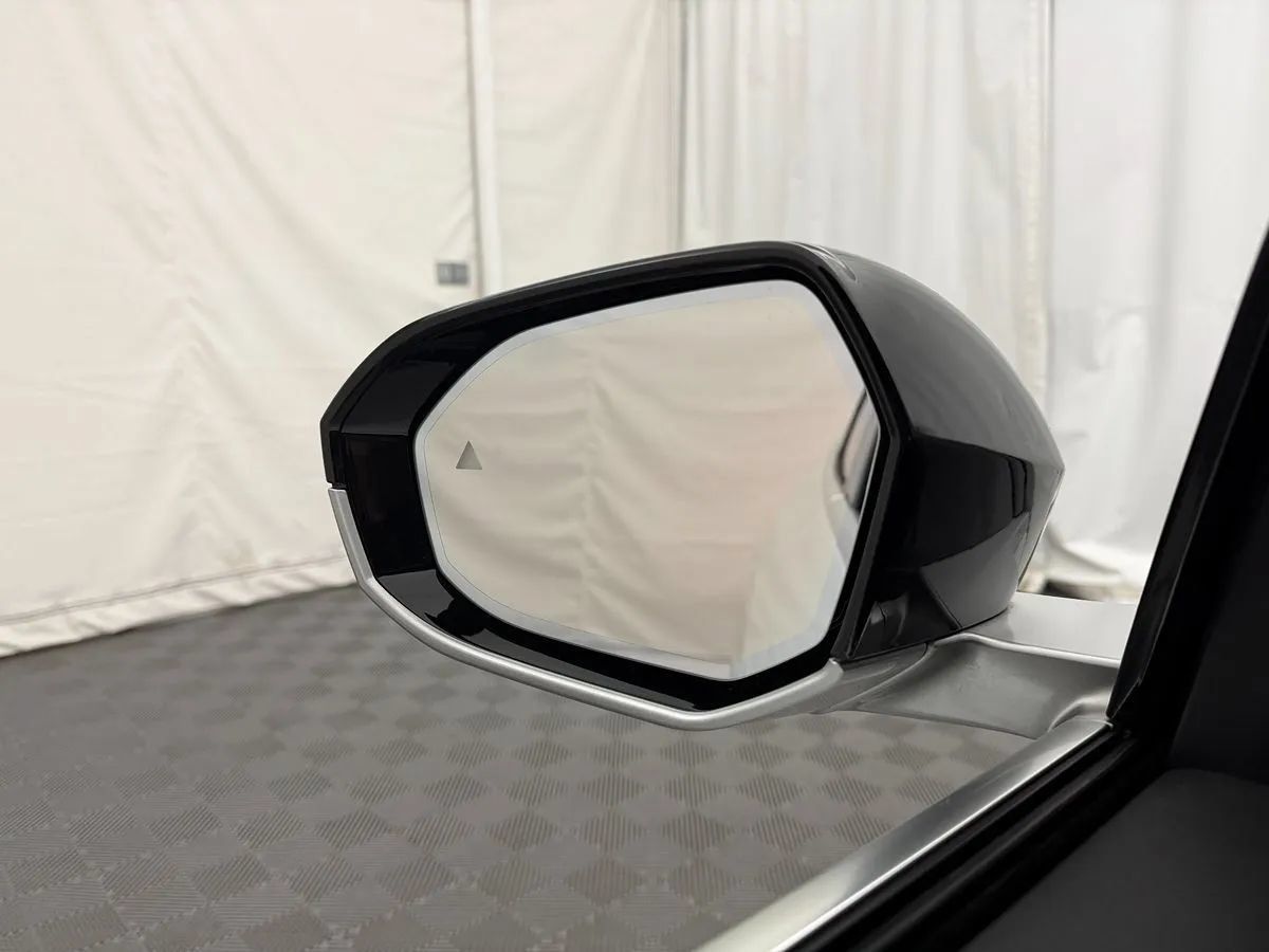 Used 2025 BMW X3 xDrive30i AWD/4WD image 15