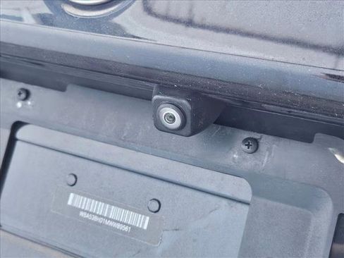 Used 2021 BMW 530i image 9