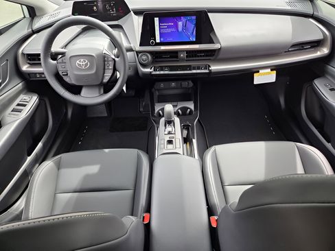 New 2026 Toyota Prius XLE FWD image 11