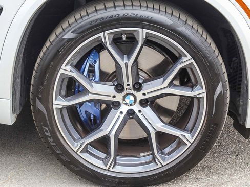 Used 2025 BMW X5 M60i image 10